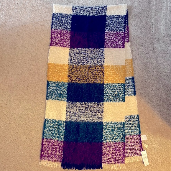 Purple yellow and teal Plaid rectangle scarf - Picture 3 of 6